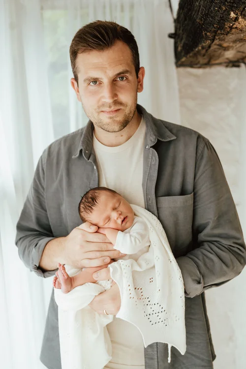 natural newborn photography herefordshire28.jpg